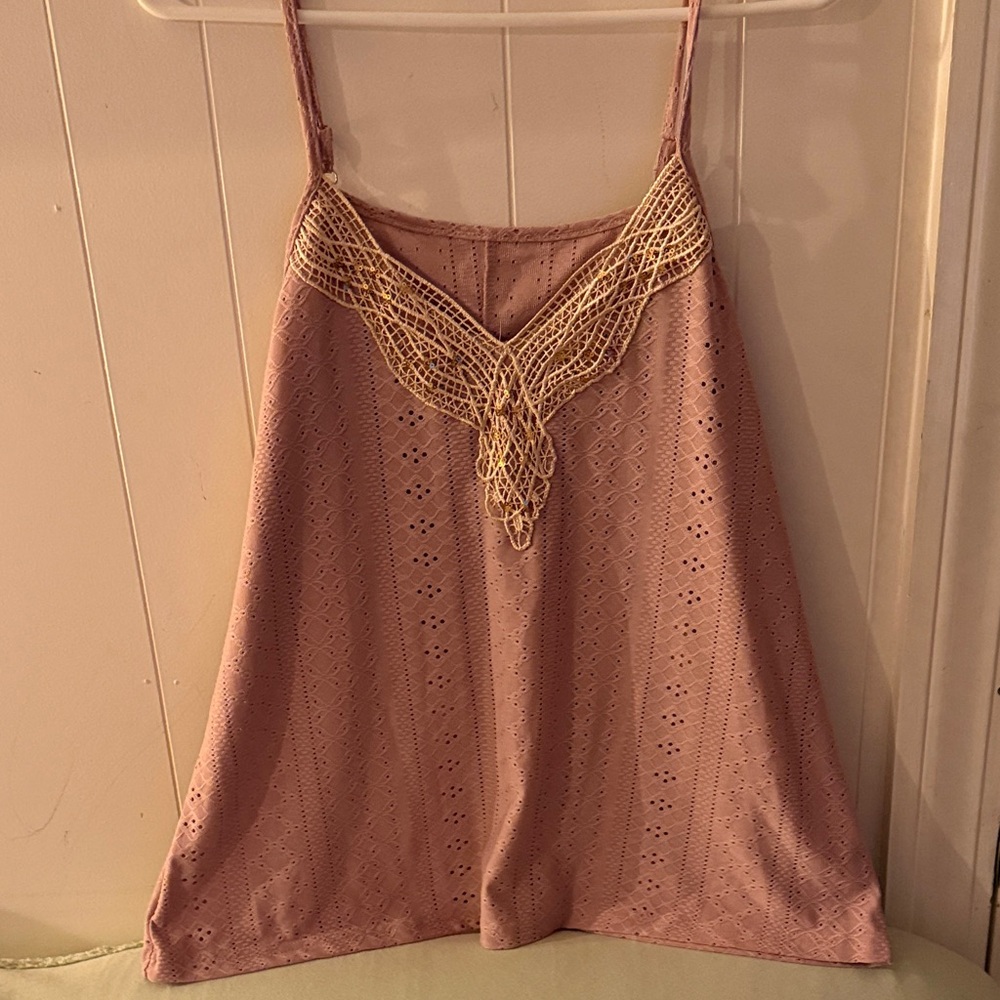 SHEIN Mauve Pink Eyelet Lace Trim Spaghetti Strap Tank Top